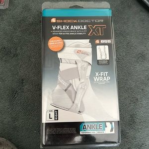Shock doctor 855 v flex ankle brace large right foot white